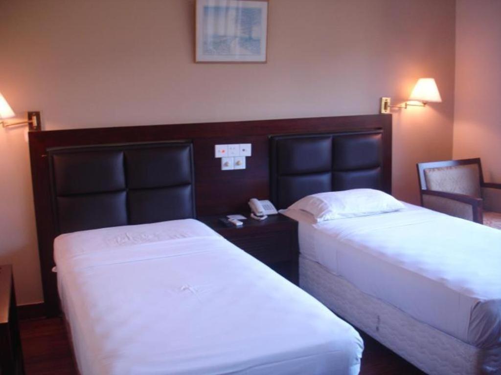 Devon Hotel Kandy Extérieur photo