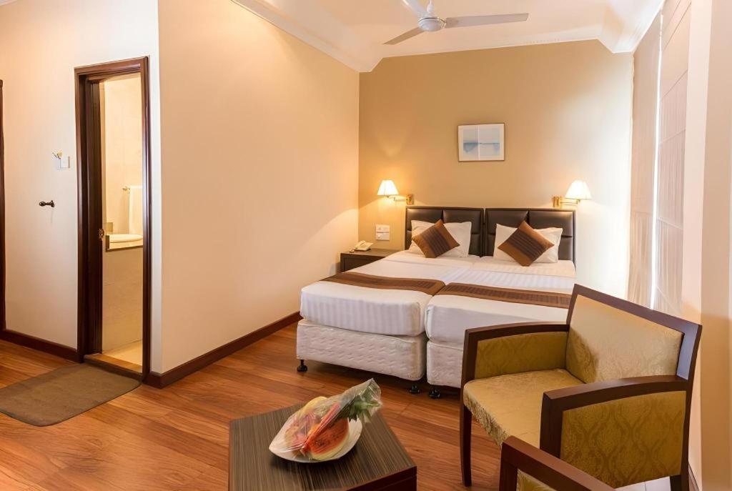 Devon Hotel Kandy Extérieur photo