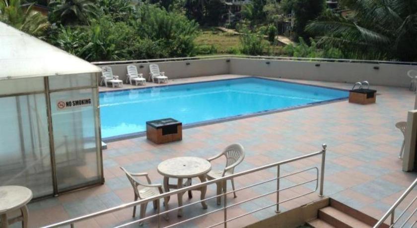 Devon Hotel Kandy Extérieur photo