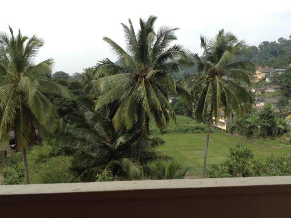Devon Hotel Kandy Extérieur photo